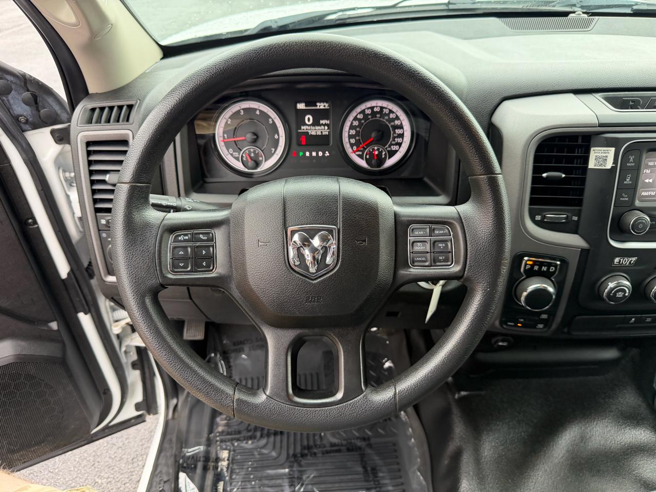 RAM 1500 Classic Tradesman 4x4 Quad Cab 6'4" Box 2022