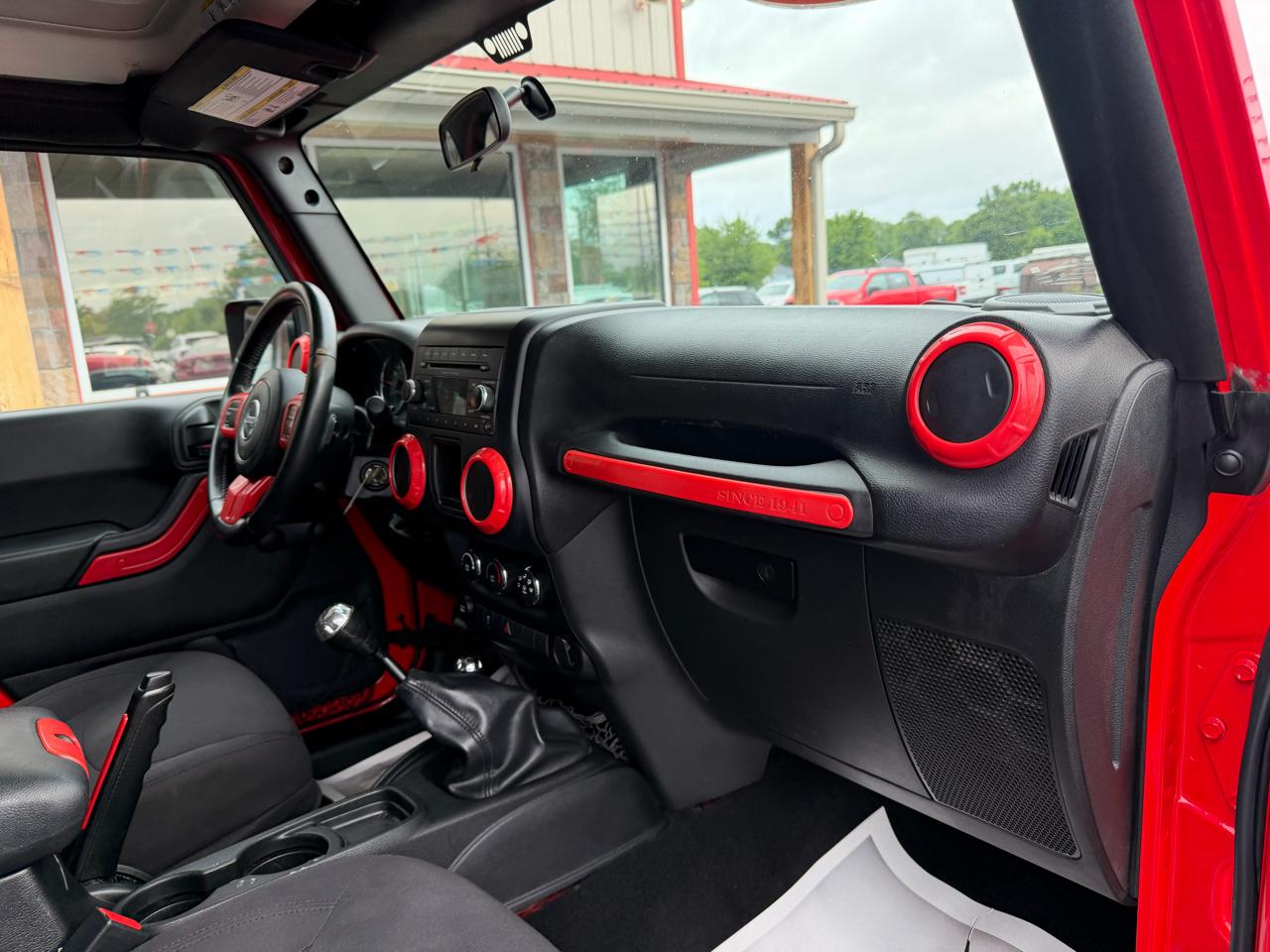 Jeep Wrangler 4WD 2dr Sport 2015