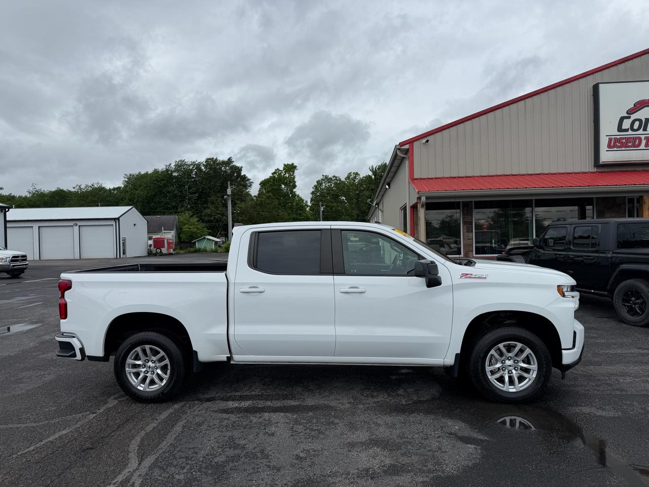 Chevrolet Silverado 1500 4WD Crew Cab 147" RST 2021