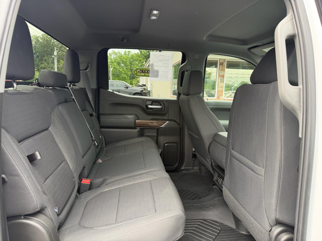 Chevrolet Silverado 1500 4WD Crew Cab 147" RST 2021