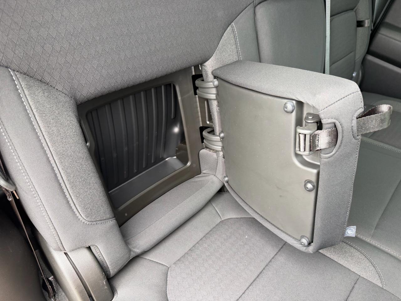 Chevrolet Silverado 1500 4WD Crew Cab 147" RST 2021
