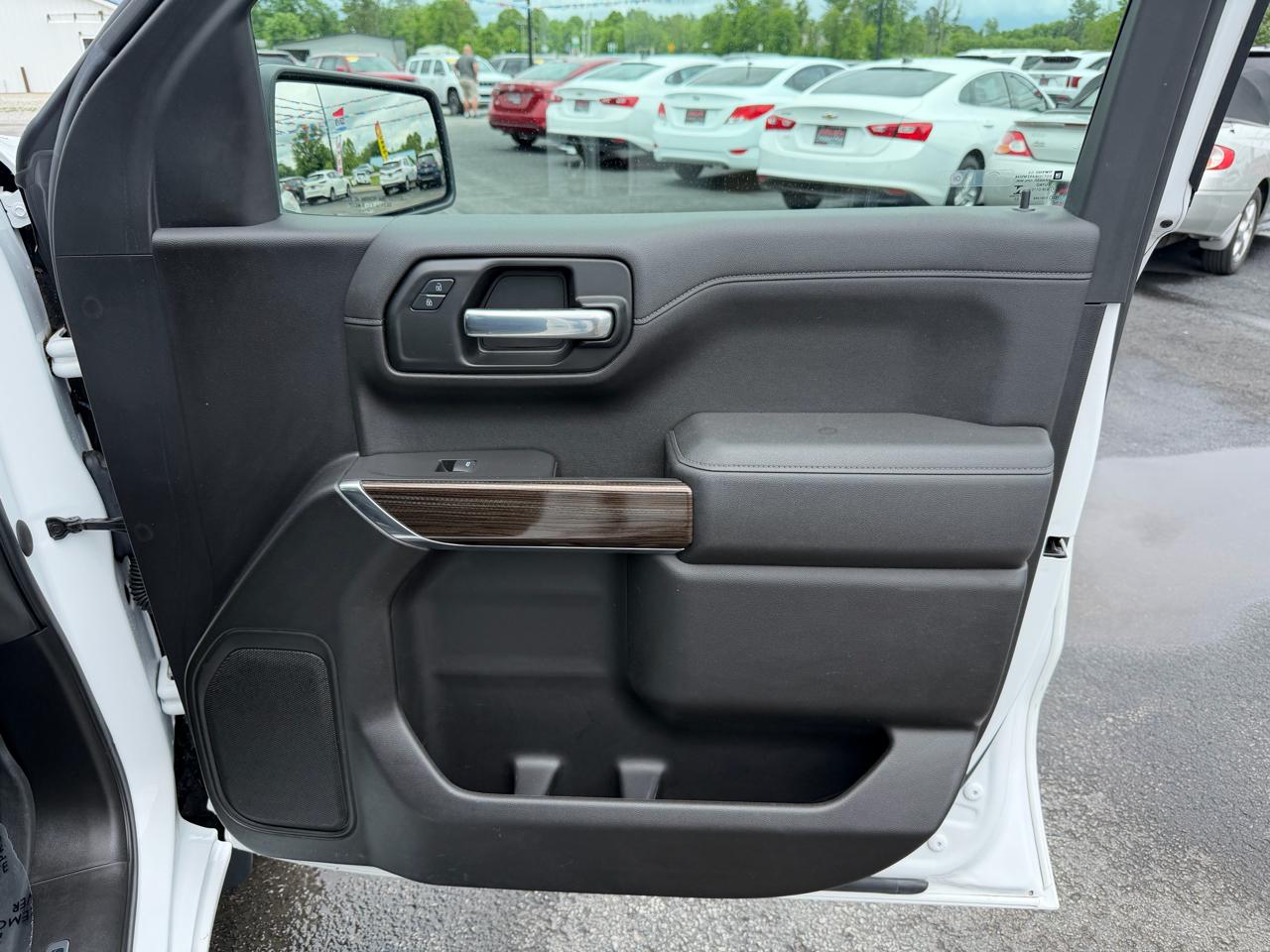 Chevrolet Silverado 1500 4WD Crew Cab 147" RST 2021