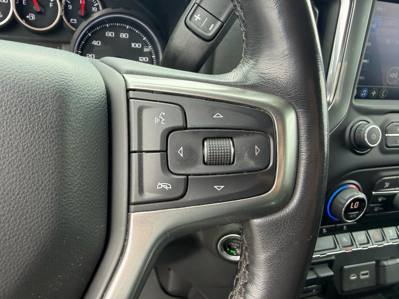 Chevrolet Silverado 1500 4WD Crew Cab 147" RST 2021