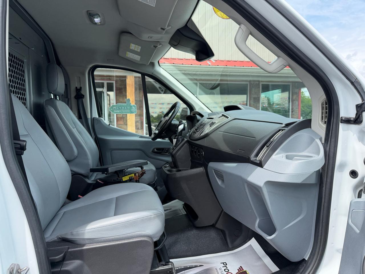 Ford Transit Van T-150 130" Low Rf 8600 GVWR Swing-Out RH Dr 2017