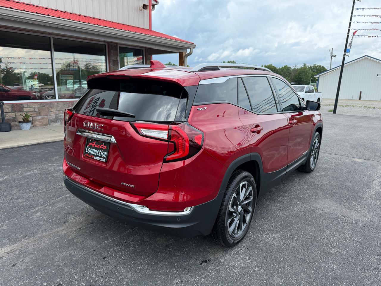 GMC Terrain AWD 4dr SLT 2024