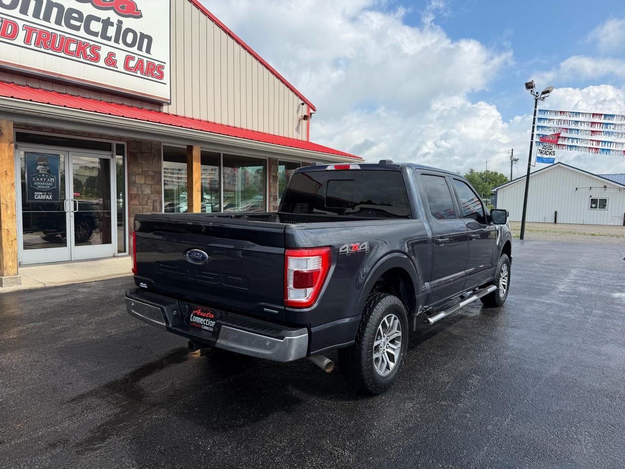 Ford F-150 4WD SuperCrew 145" Lariat 2022