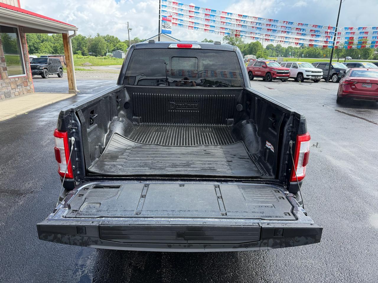 Ford F-150 4WD SuperCrew 145" Lariat 2022