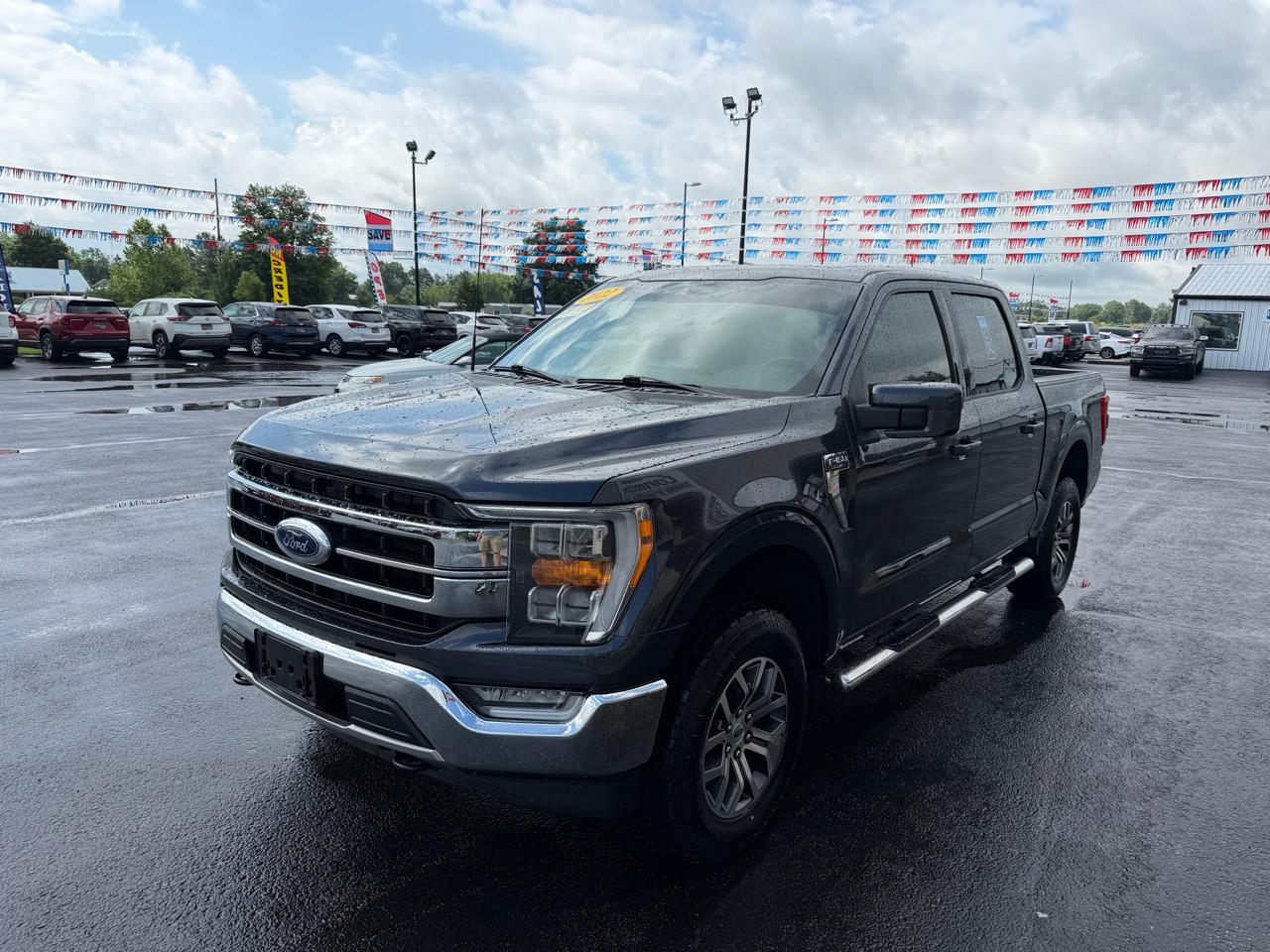Ford F-150 4WD SuperCrew 145" Lariat 2022