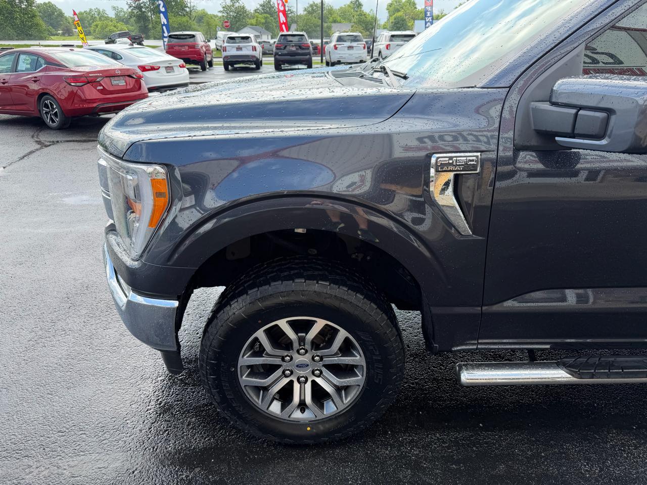 Ford F-150 4WD SuperCrew 145" Lariat 2022