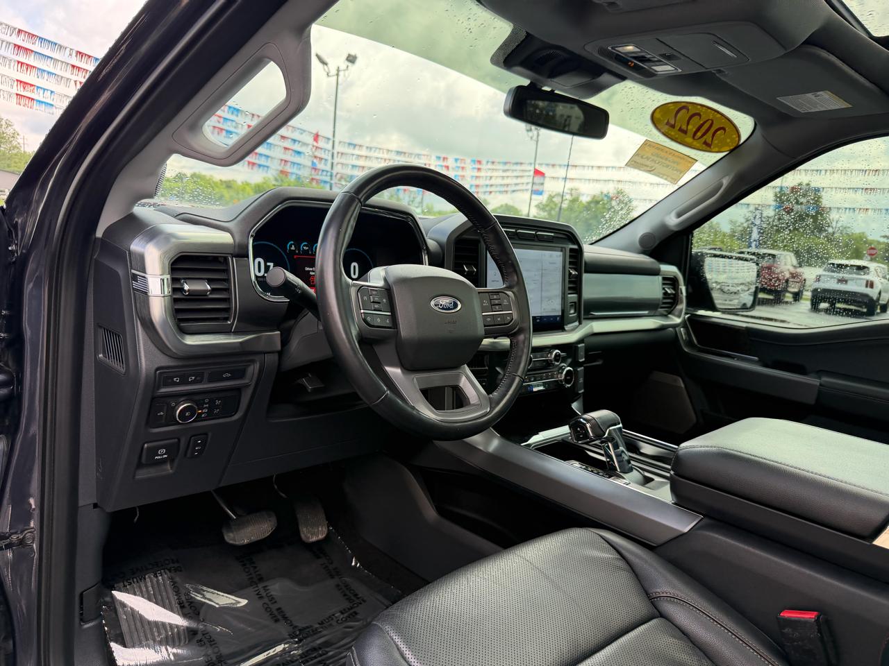 Ford F-150 4WD SuperCrew 145" Lariat 2022
