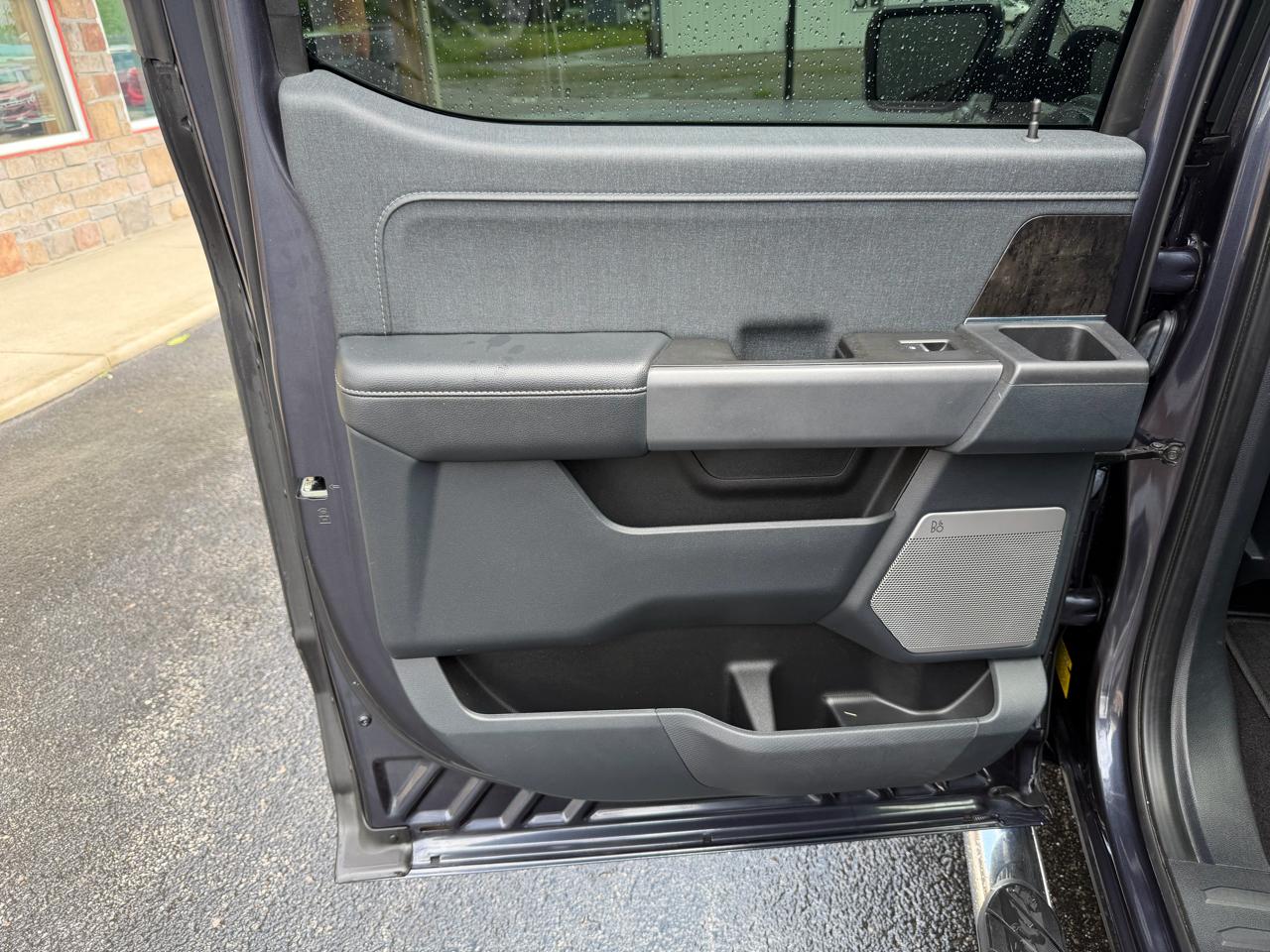 Ford F-150 4WD SuperCrew 145" Lariat 2022