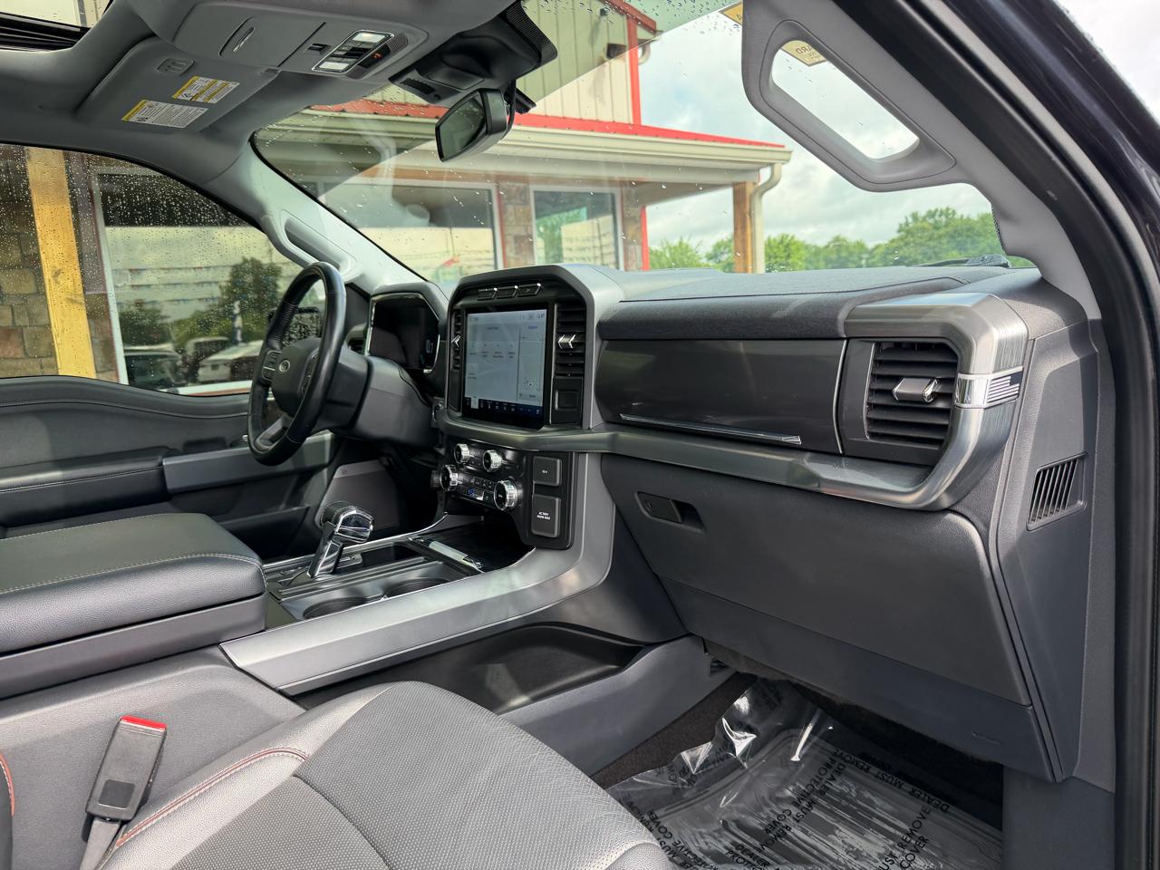Ford F-150 4WD SuperCrew 145" Lariat 2022