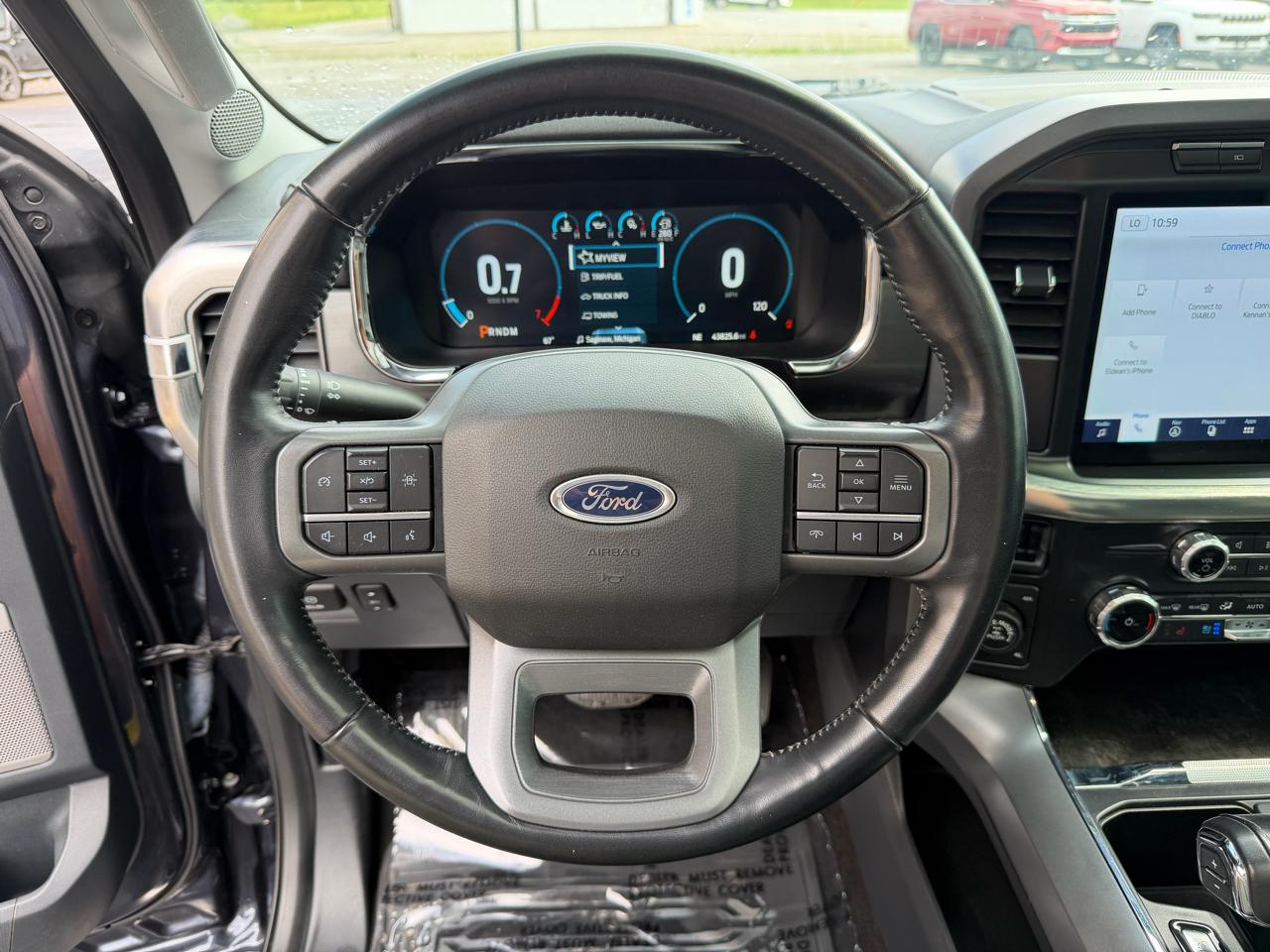 Ford F-150 4WD SuperCrew 145" Lariat 2022