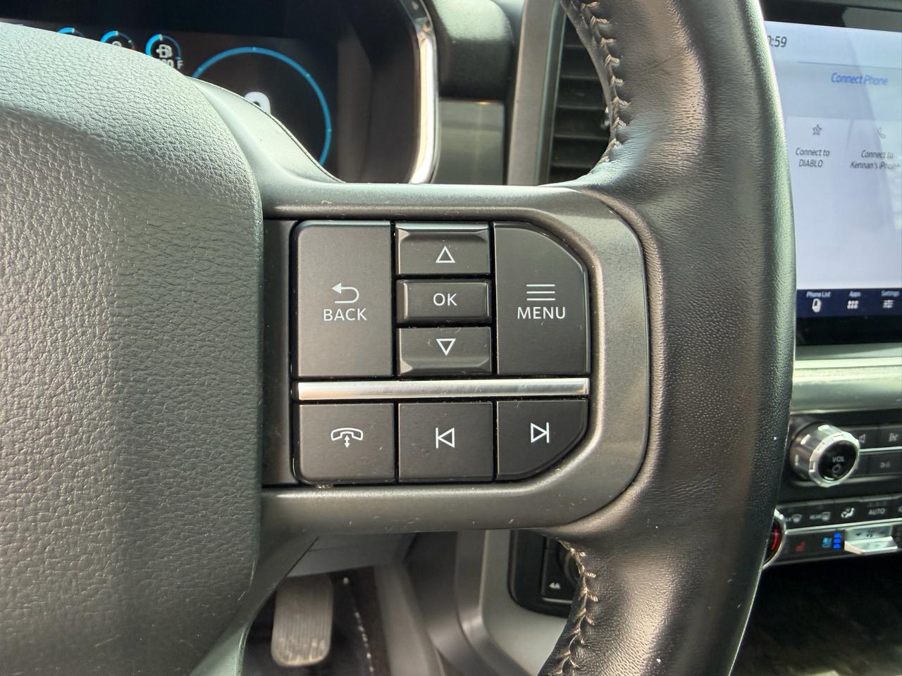 Ford F-150 4WD SuperCrew 145" Lariat 2022