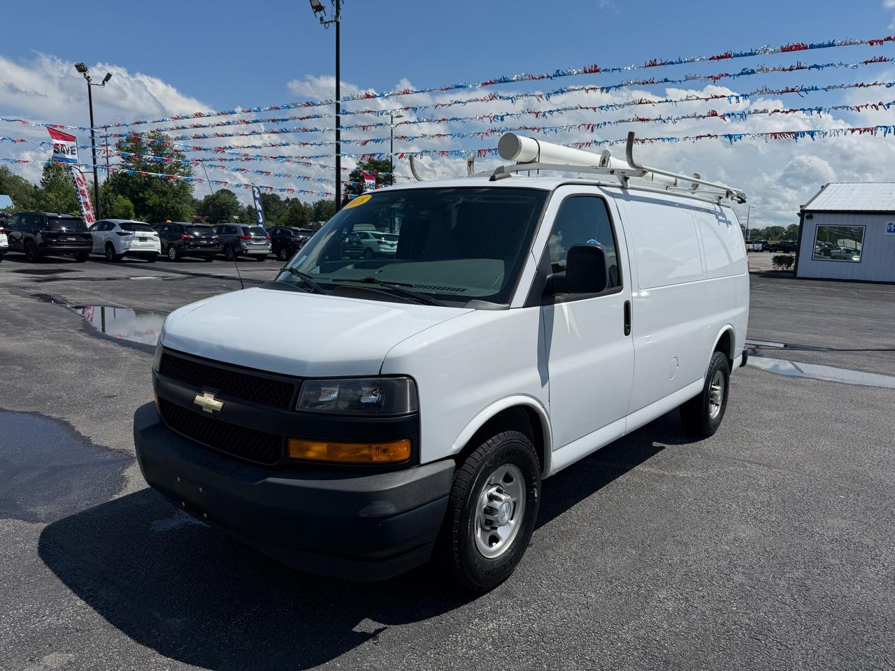 Chevrolet Express Cargo Van RWD 2500 135" 2018