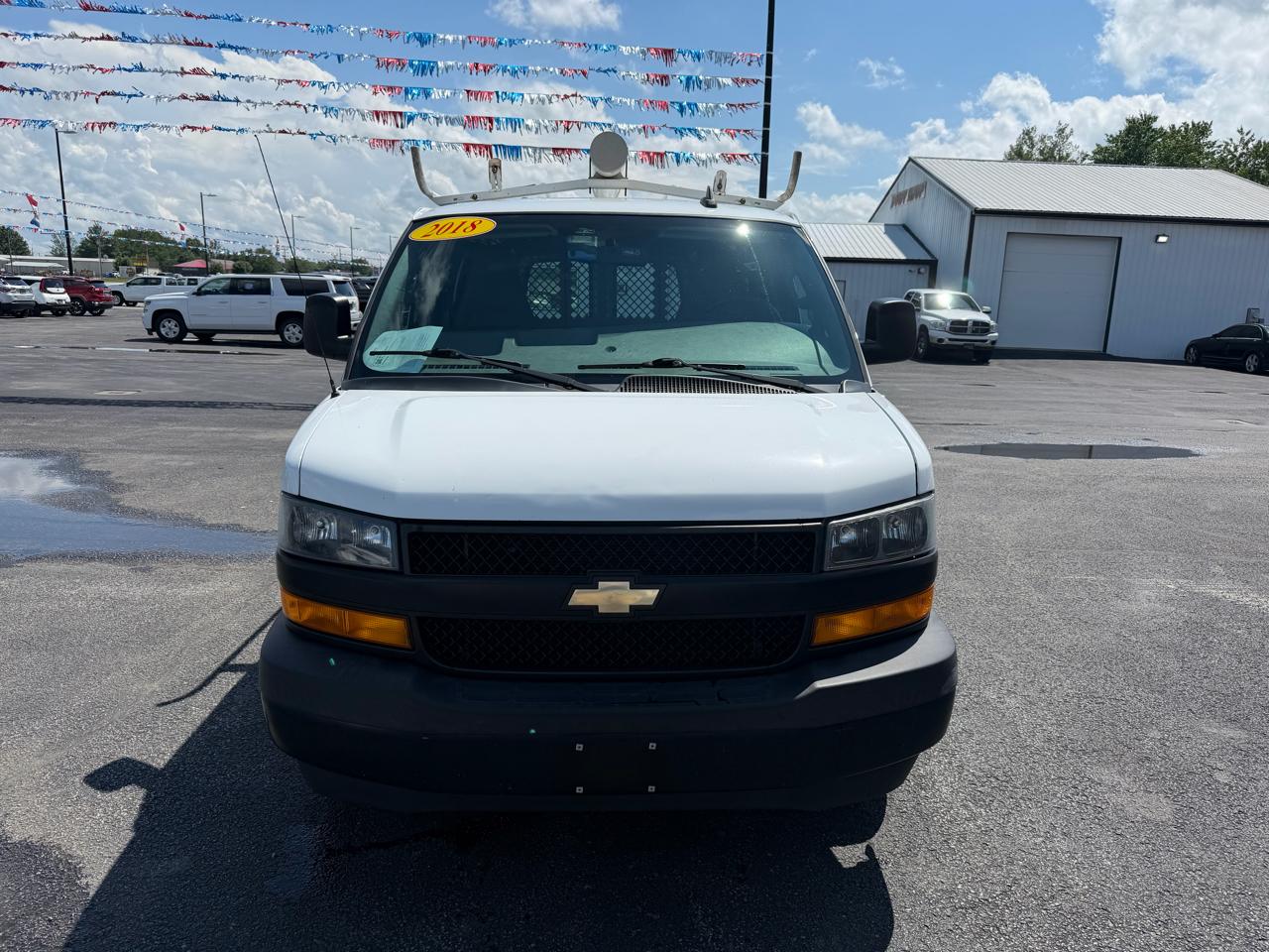 Chevrolet Express Cargo Van RWD 2500 135" 2018