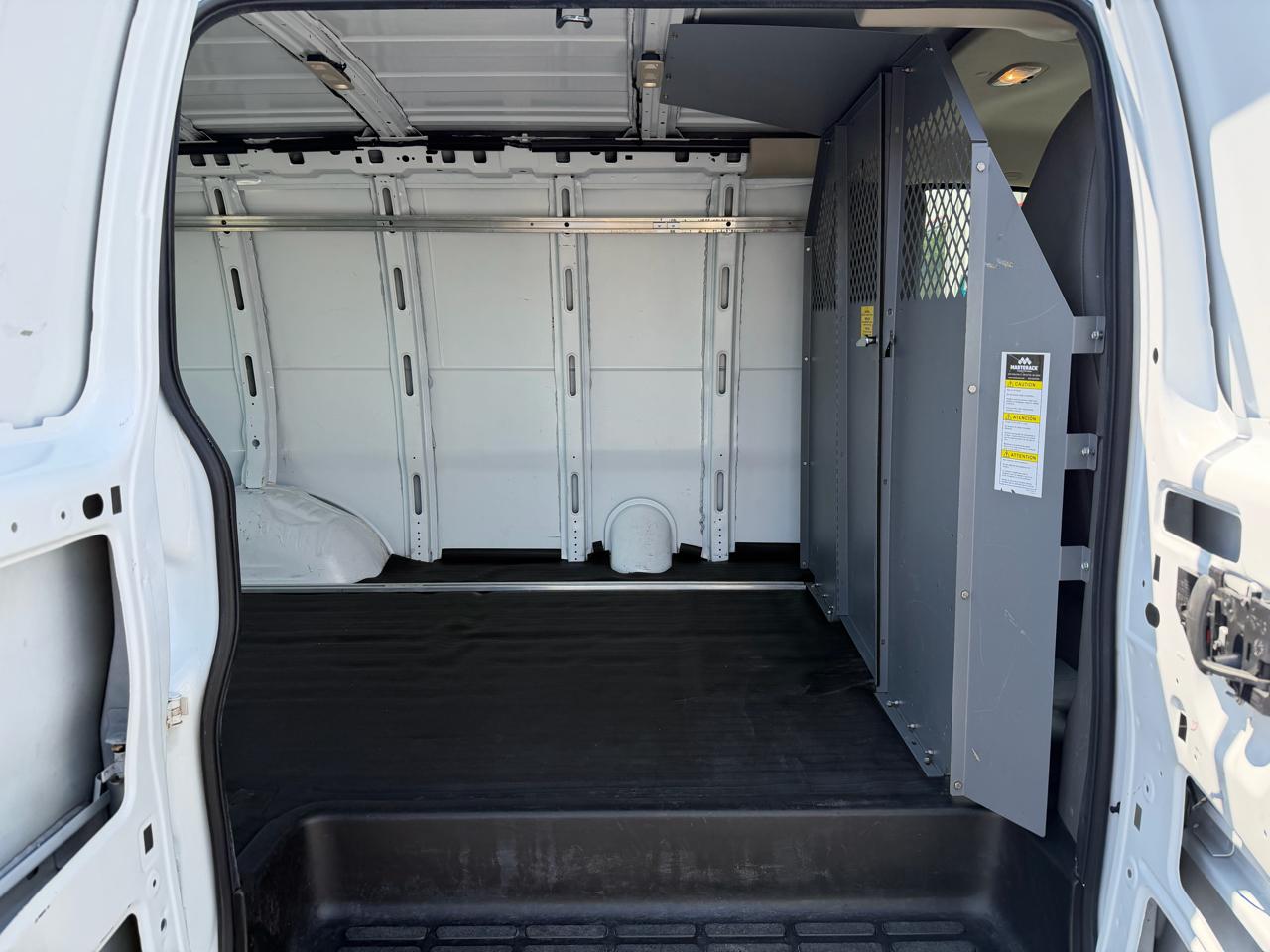 Chevrolet Express Cargo Van RWD 2500 135" 2018