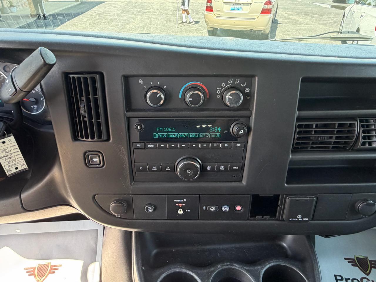 Chevrolet Express Cargo Van RWD 2500 135" 2018