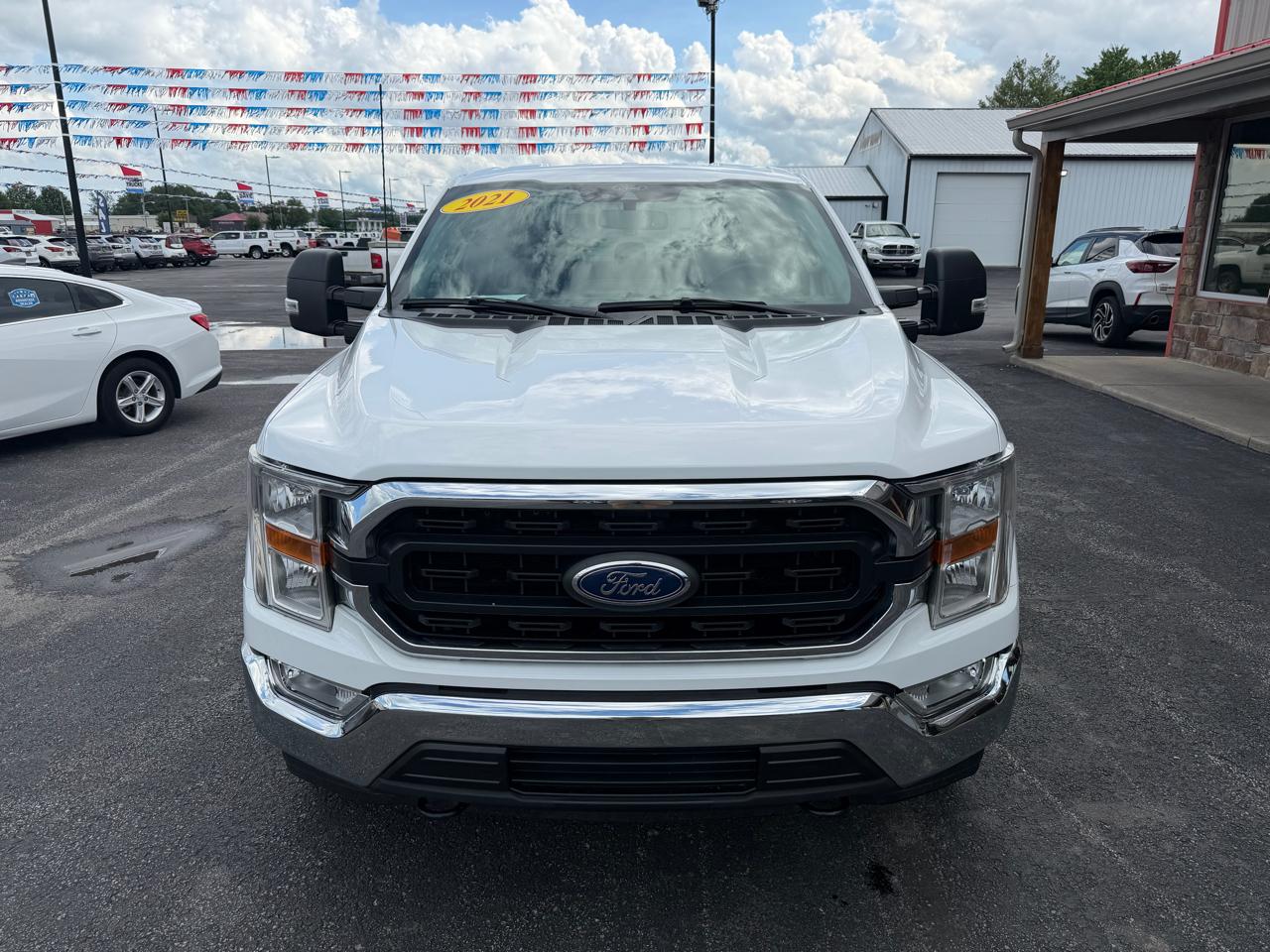 Ford F-150 4WD SuperCrew 139" XLT 2021