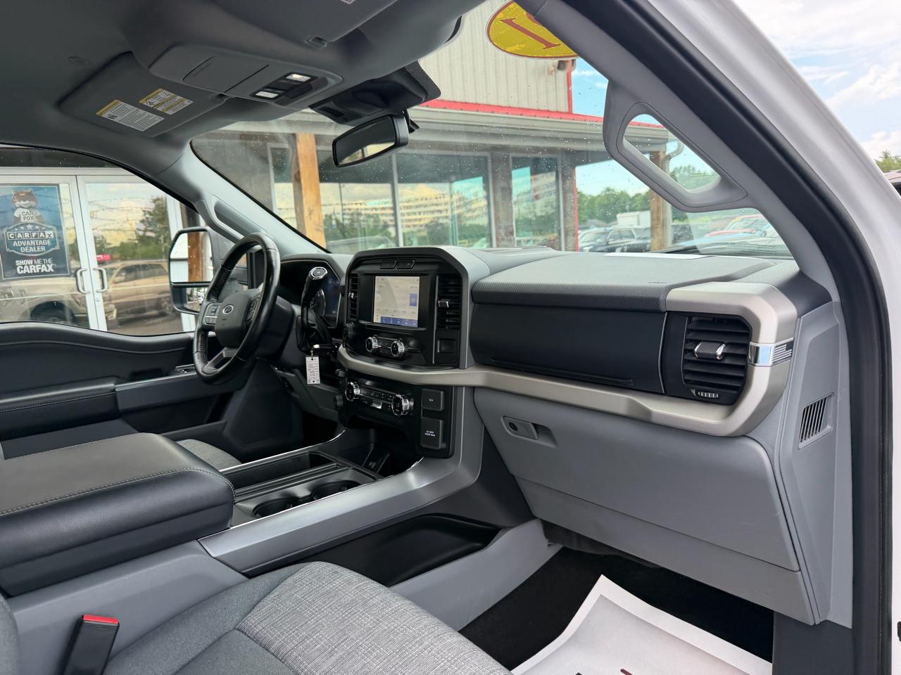 Ford F-150 4WD SuperCrew 139" XLT 2021