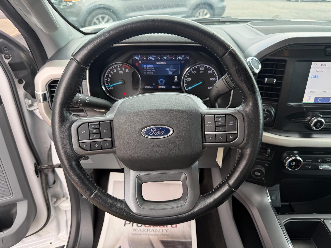 Ford F-150 4WD SuperCrew 139" XLT 2021