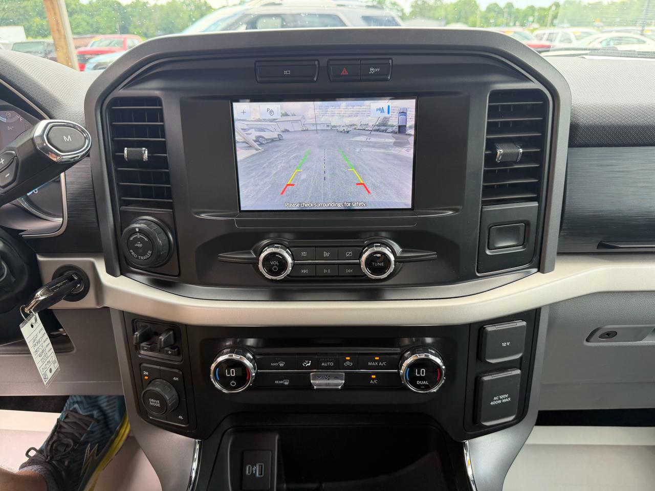 Ford F-150 4WD SuperCrew 139" XLT 2021