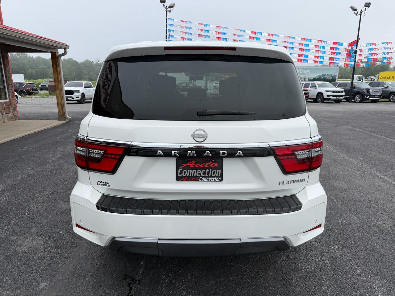 Nissan Armada 4x2 Platinum 2023