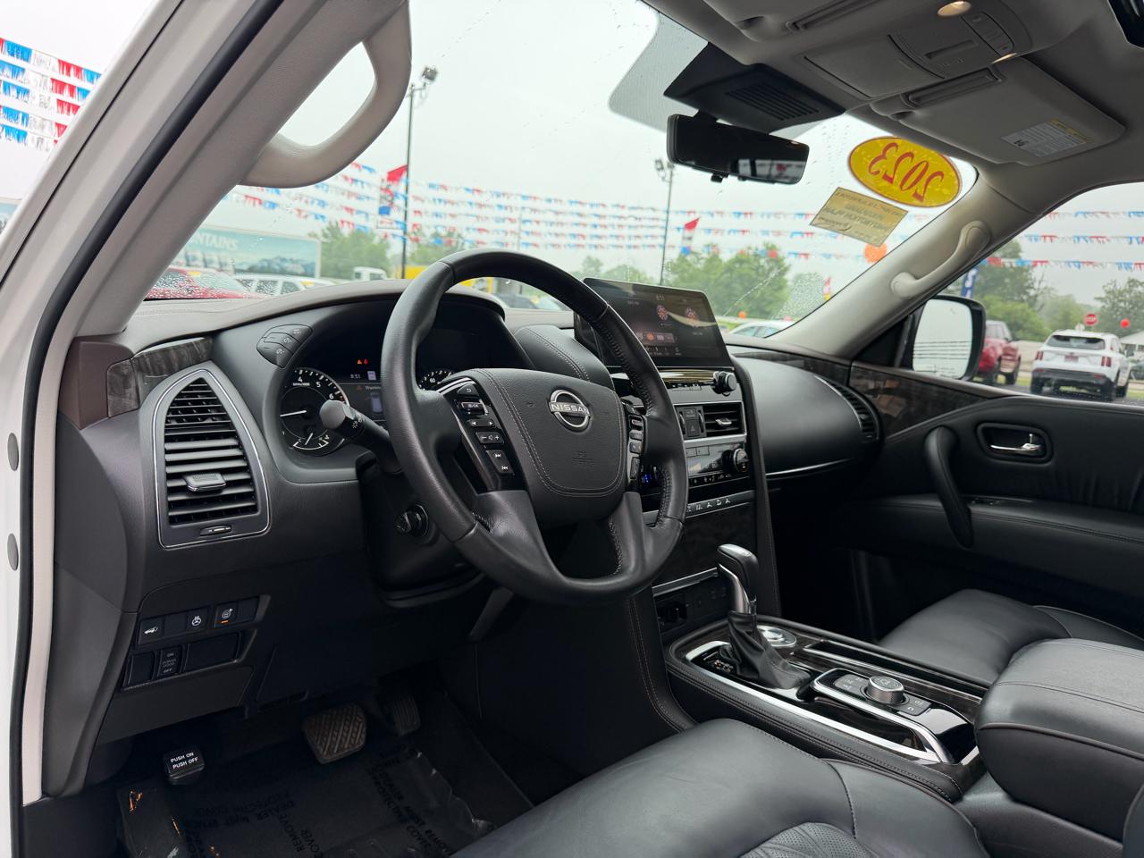 Nissan Armada 4x2 Platinum 2023