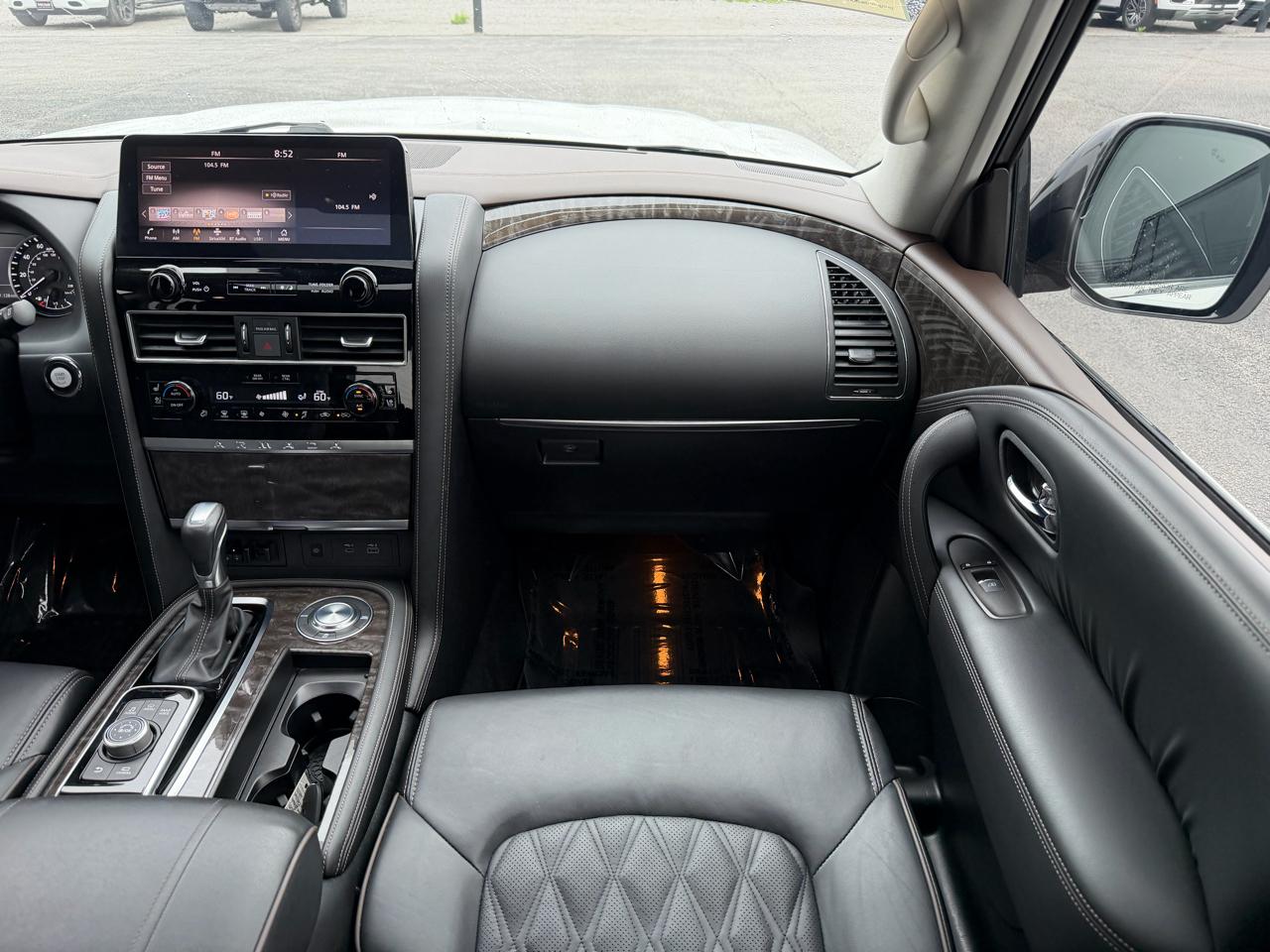 Nissan Armada 4x2 Platinum 2023