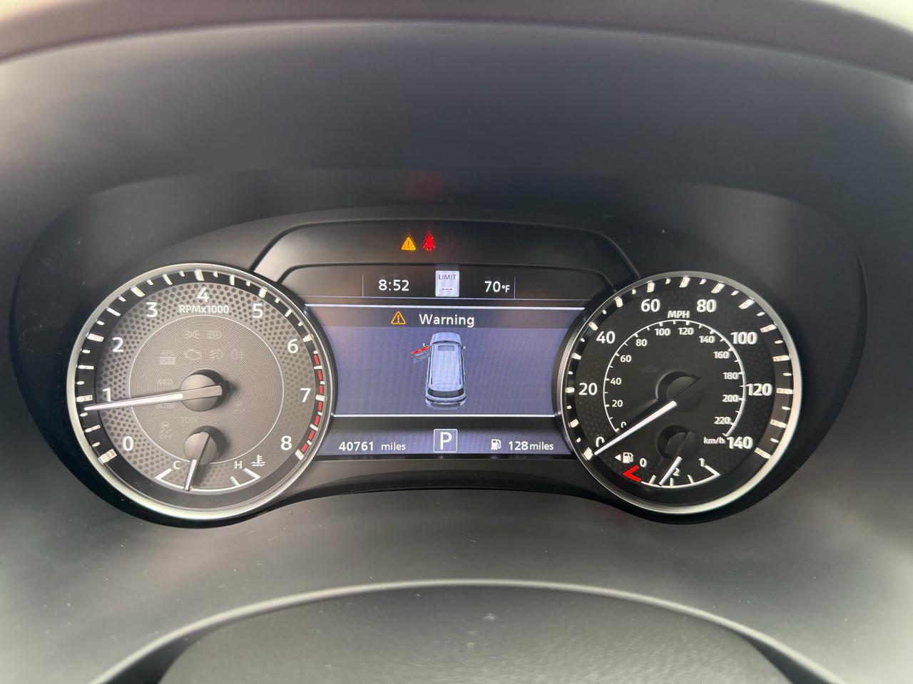 Nissan Armada 4x2 Platinum 2023