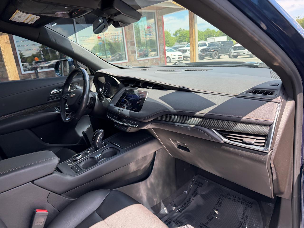 Cadillac XT4 AWD 4dr Sport 2019