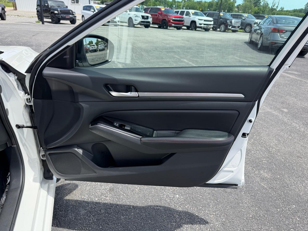 Nissan Altima 2.5 SR Sedan 2024