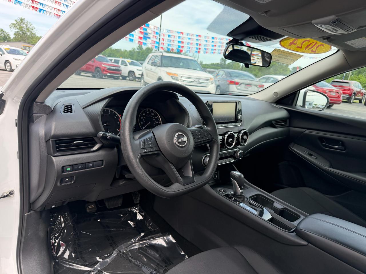 Nissan Sentra S CVT 2024