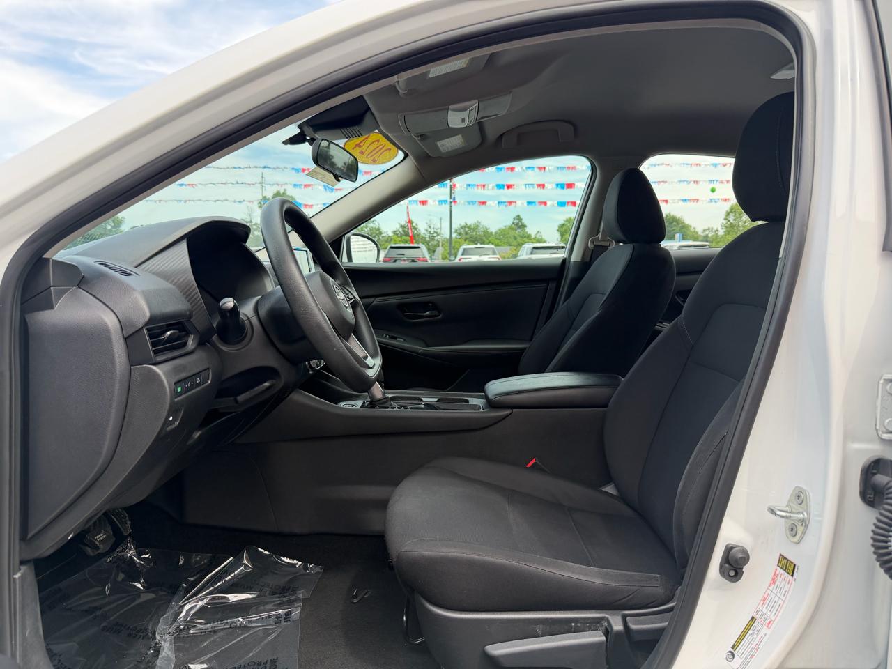 Nissan Sentra S CVT 2024