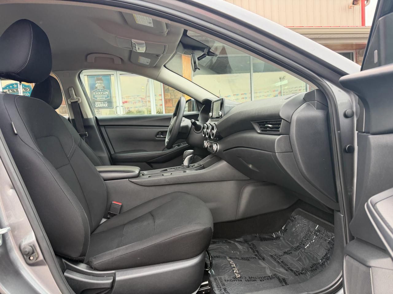 Nissan Sentra S CVT 2024