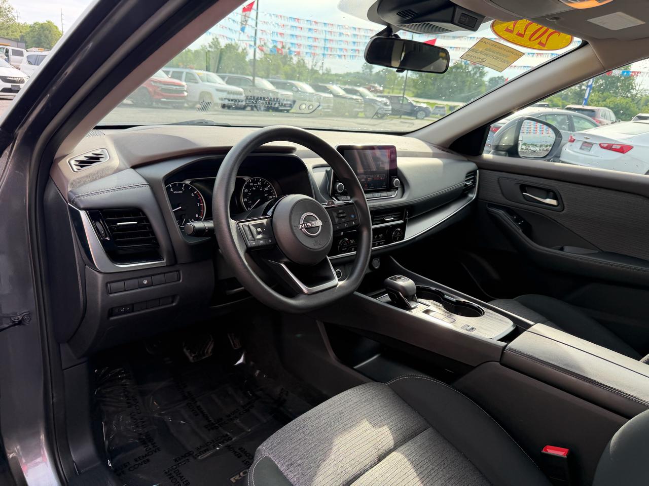 Nissan Rogue FWD SV 2022