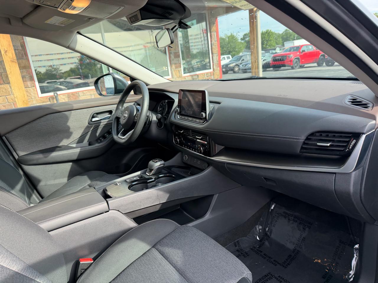 Nissan Rogue FWD SV 2022