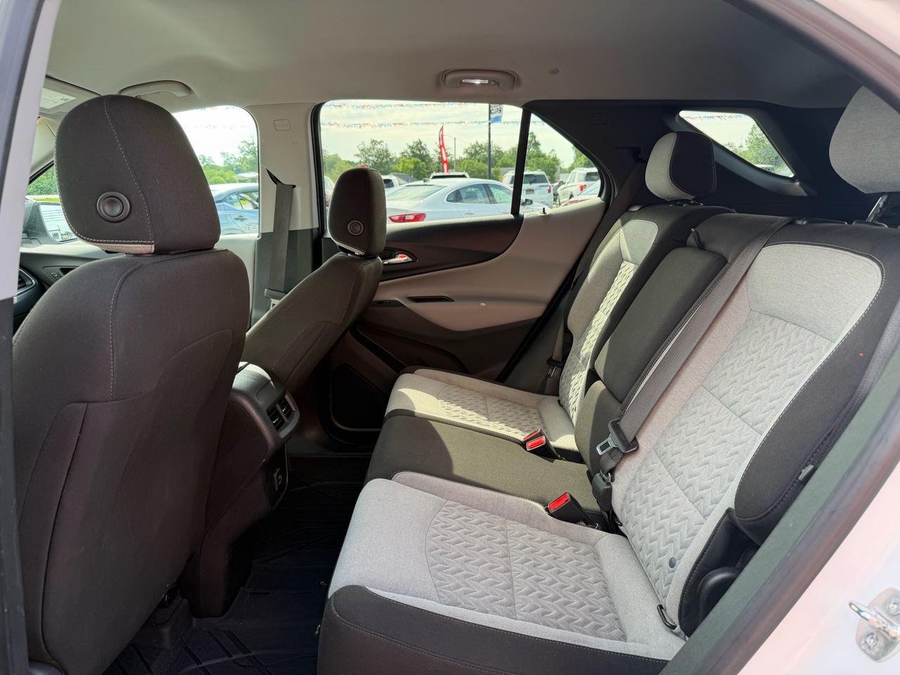 Chevrolet Equinox FWD 4dr LS w/1FL 2023