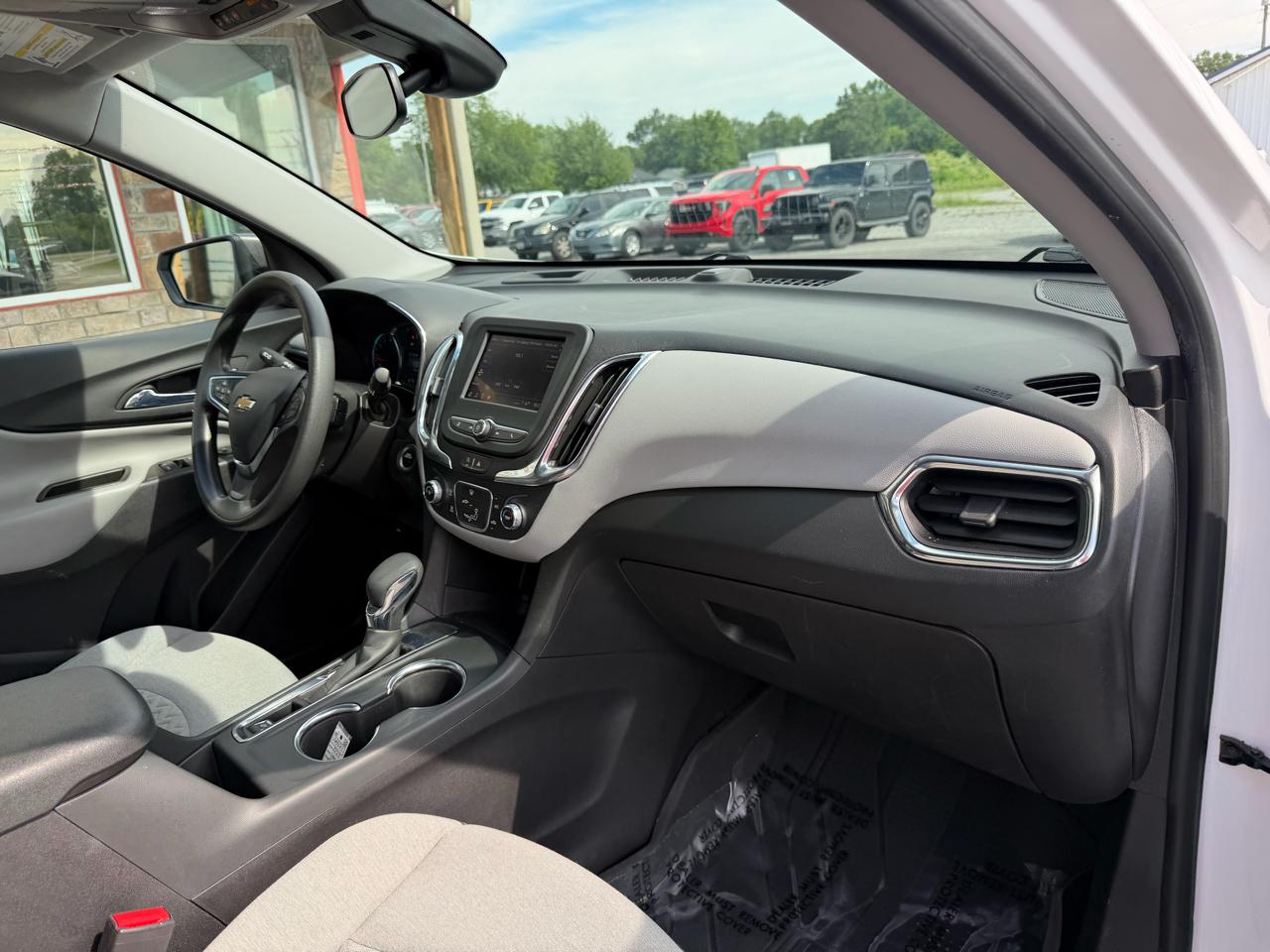 Chevrolet Equinox FWD 4dr LS w/1FL 2023