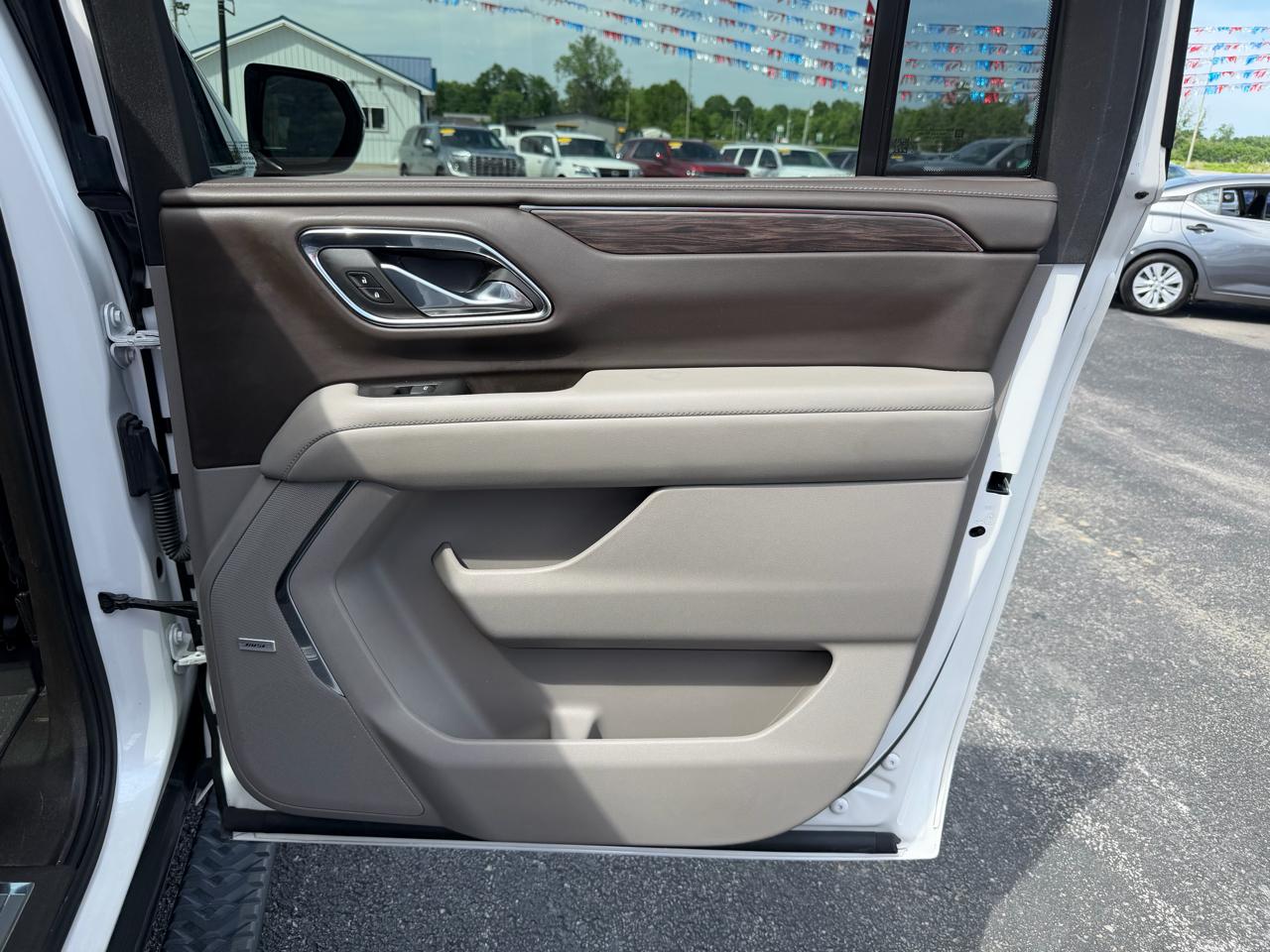 Chevrolet Suburban 4WD 4dr Z71 2023