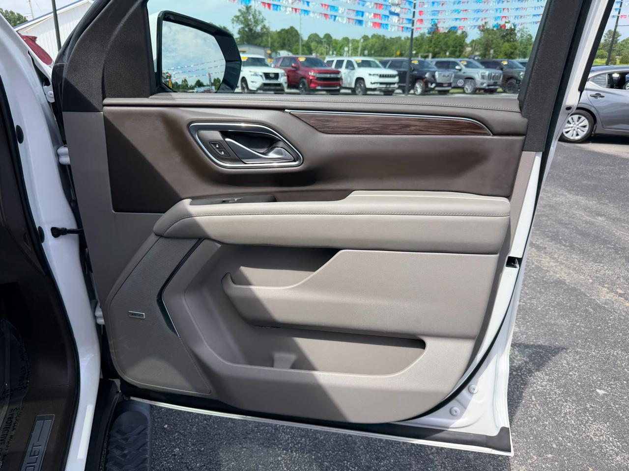 Chevrolet Suburban 4WD 4dr Z71 2023