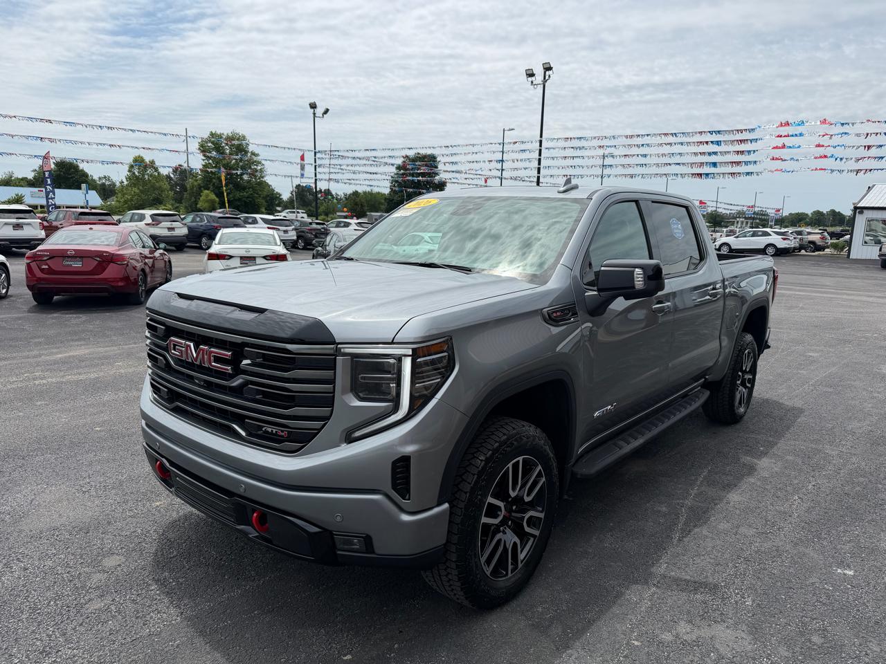 GMC Sierra 1500 4WD Crew Cab 147" AT4 2026