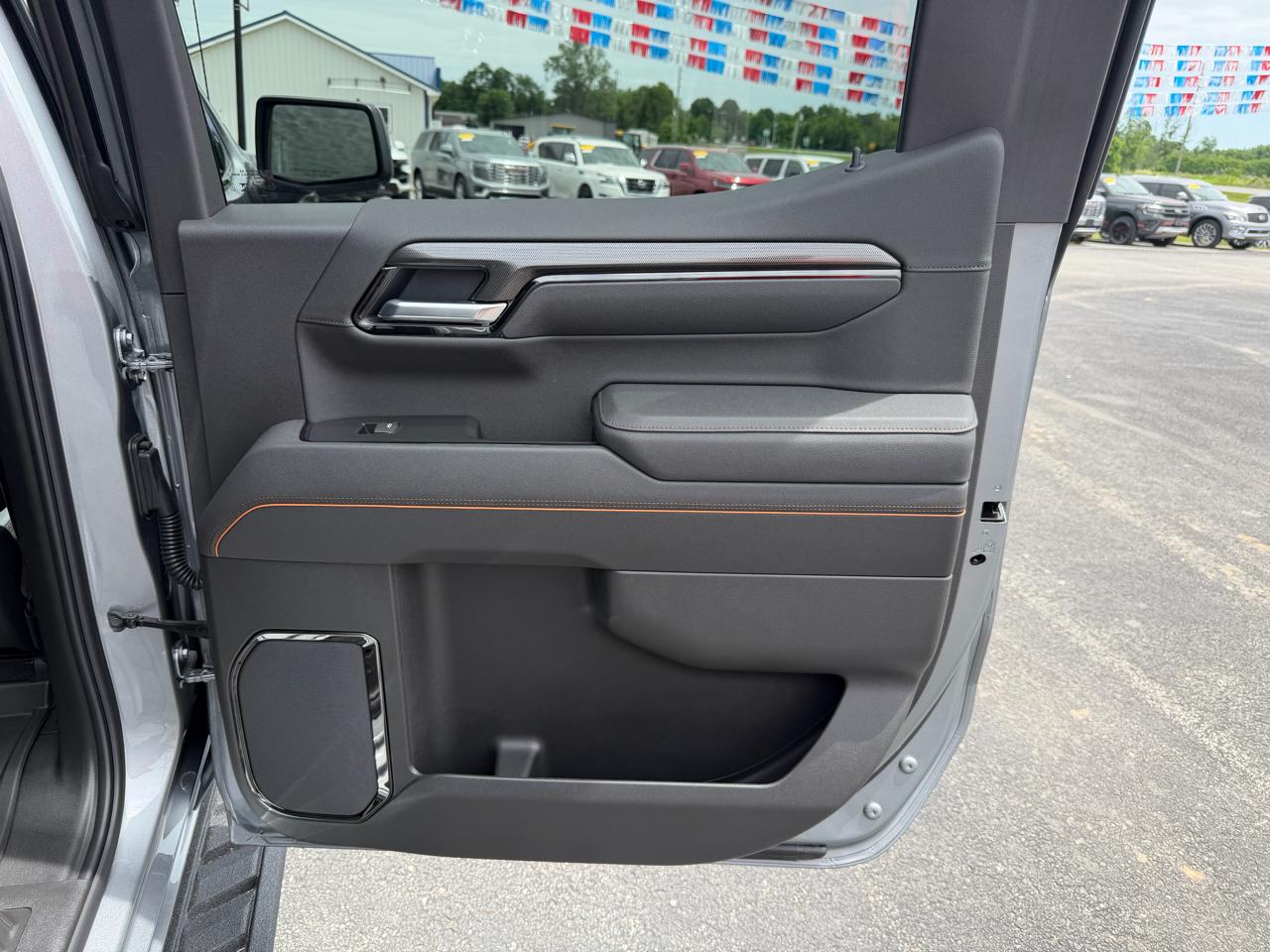 GMC Sierra 1500 4WD Crew Cab 147" AT4 2026