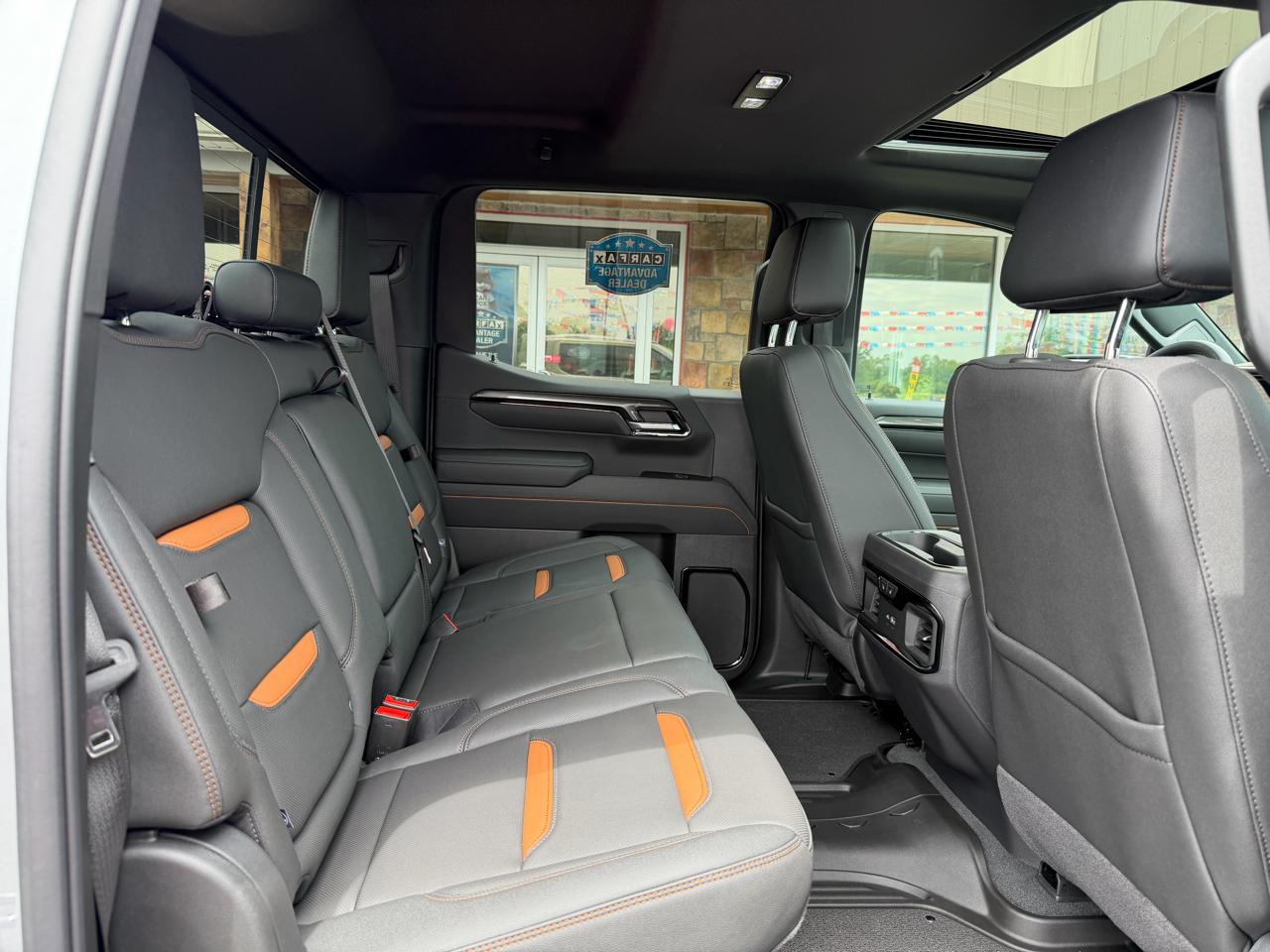 GMC Sierra 1500 4WD Crew Cab 147" AT4 2026