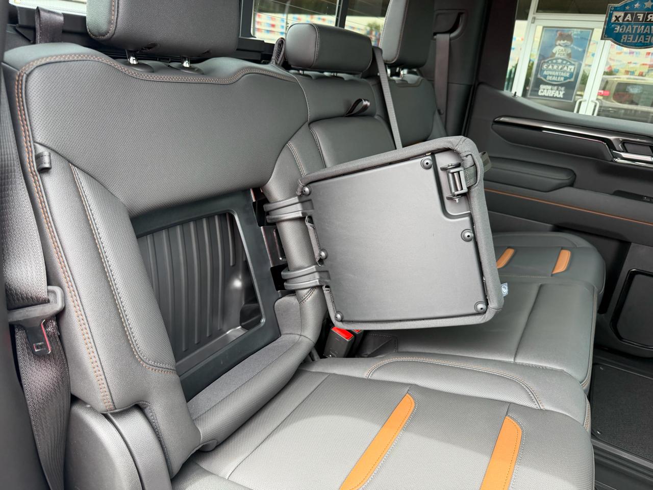 GMC Sierra 1500 4WD Crew Cab 147" AT4 2026