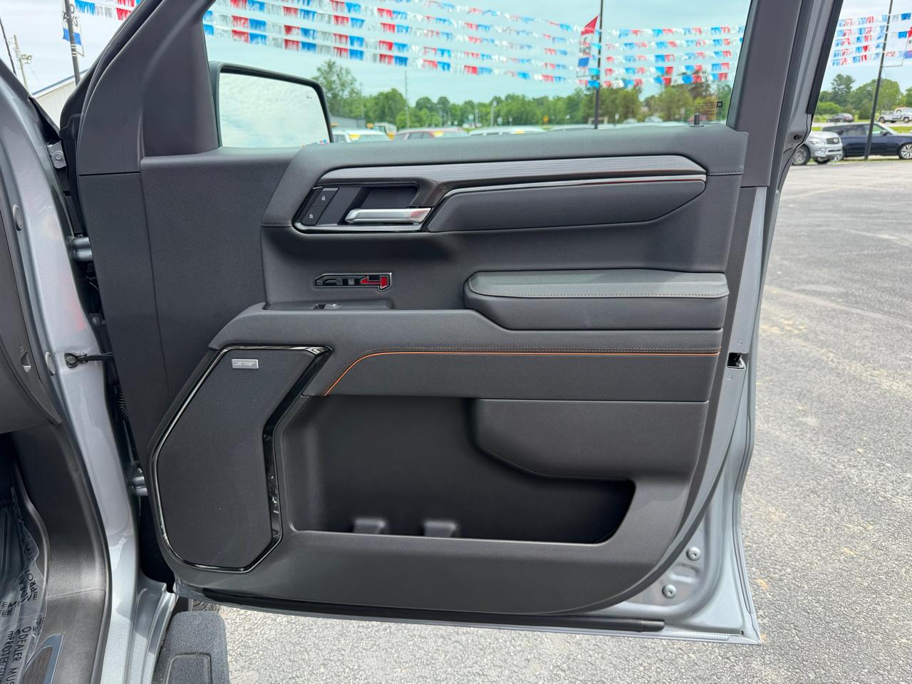 GMC Sierra 1500 4WD Crew Cab 147" AT4 2026