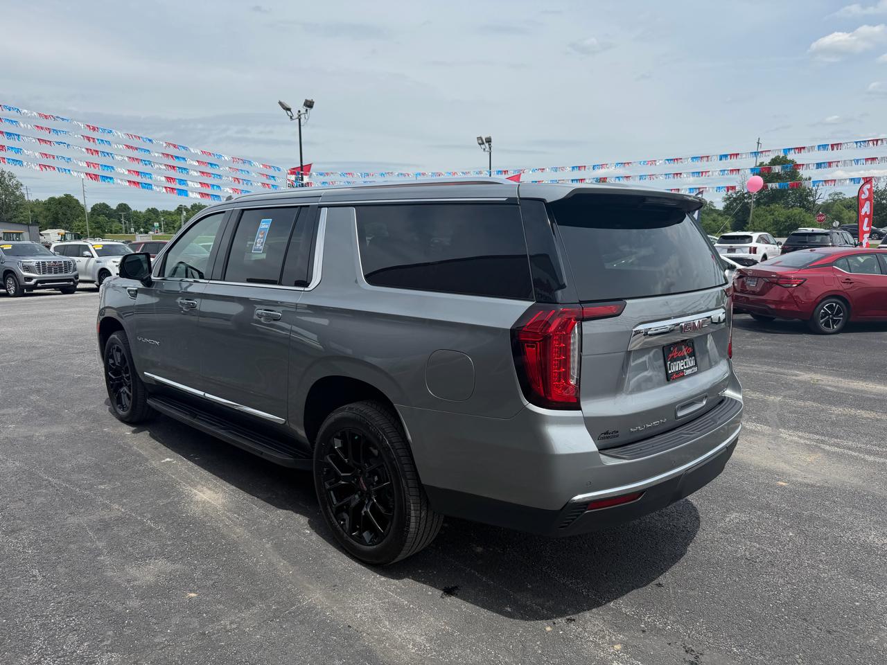 GMC Yukon XL 4WD 4dr SLT 2023
