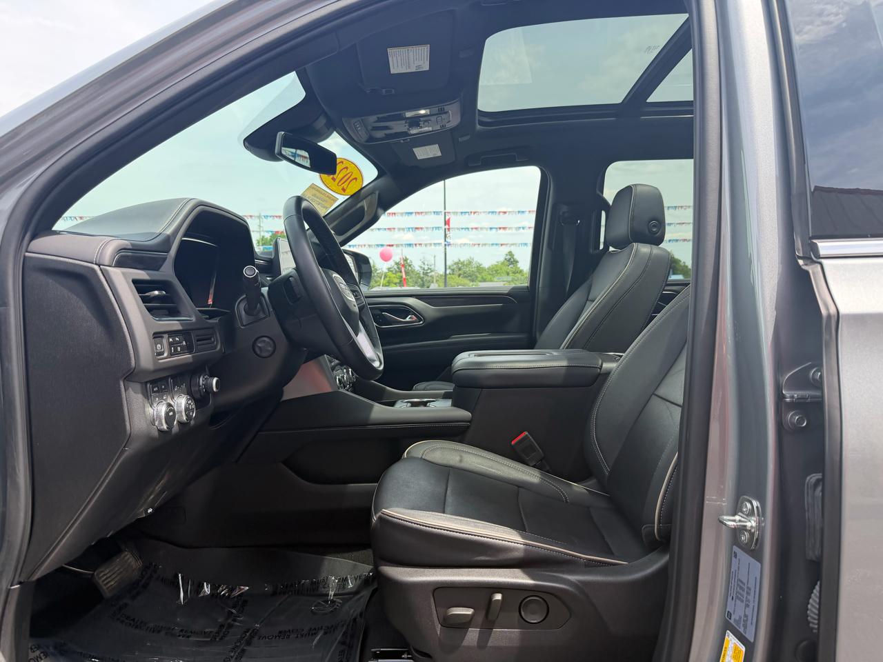 GMC Yukon XL 4WD 4dr SLT 2023