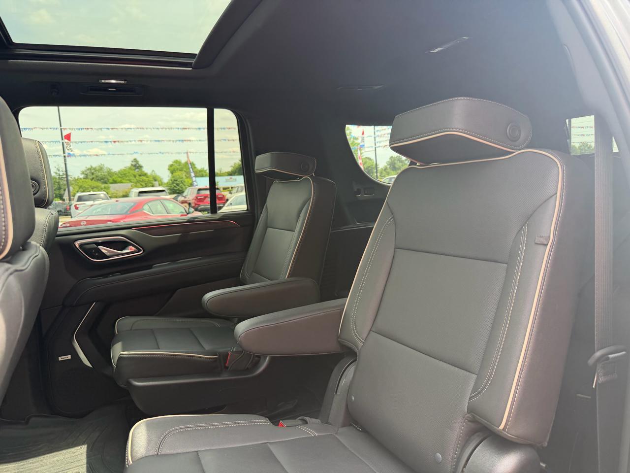 GMC Yukon XL 4WD 4dr SLT 2023