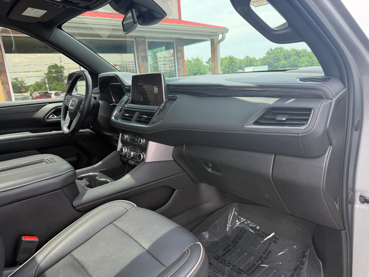GMC Yukon XL 4WD 4dr SLT 2023